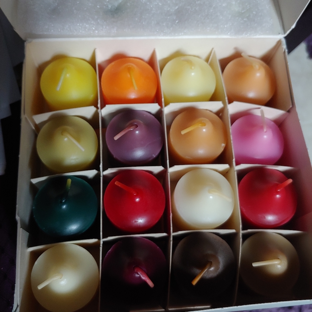 Partylite 16 Votive Sampler